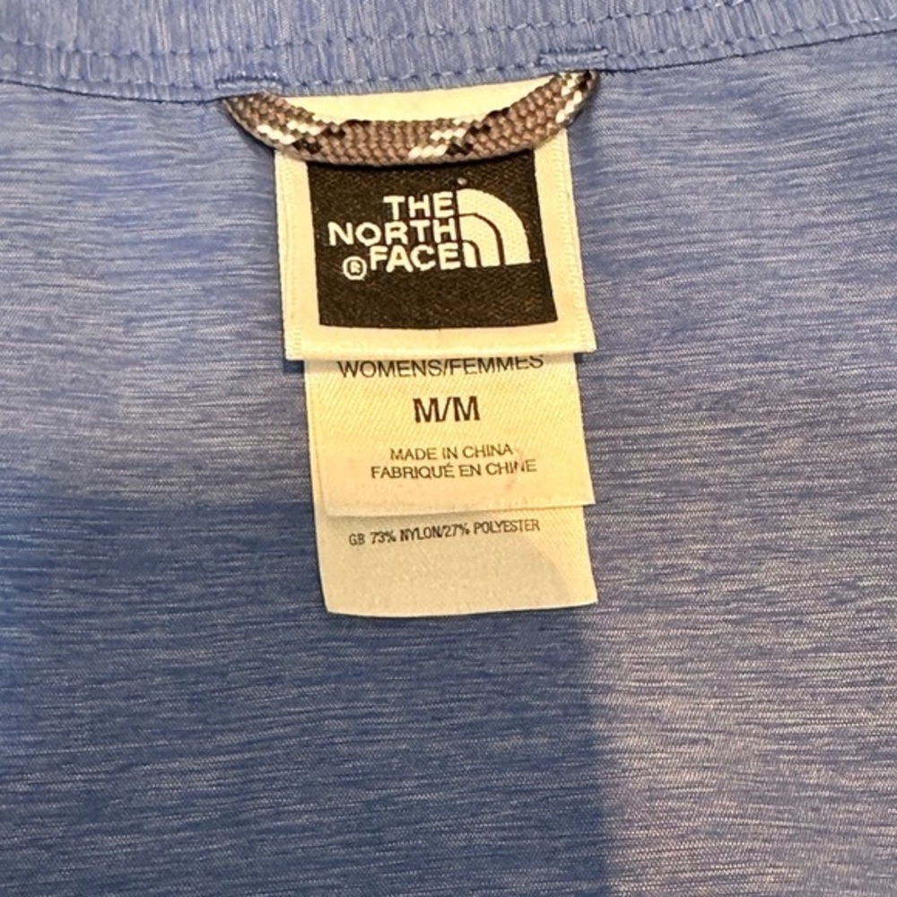 The North Face sleeveless collared button down light weight Terry blue blouse M - Picture 6 of 9